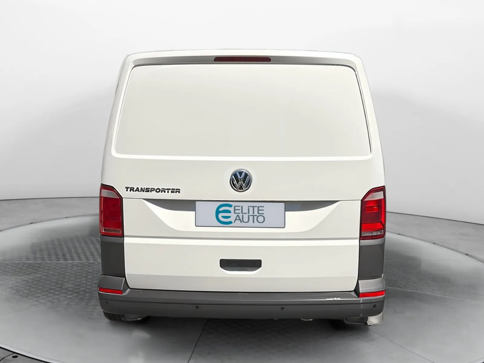 Acheter une volkswagen TRANSPORTER 6.1 VAN L1H1 2.0 TDI 90 BVM5 d’occasion avec 91477km disponible immédiatement - photo 4