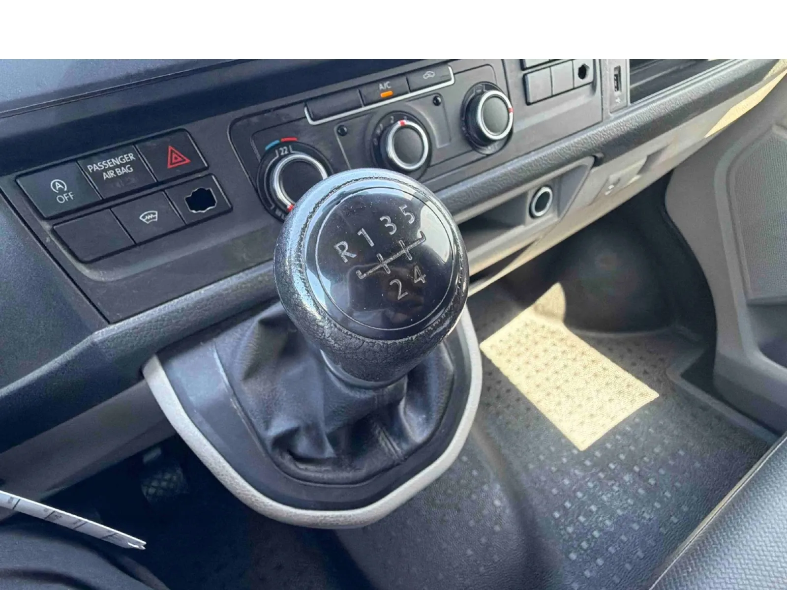 Acheter une volkswagen TRANSPORTER 6.1 VAN L1H1 2.0 TDI 90 BVM5 d’occasion avec 91477km disponible immédiatement - photo 22