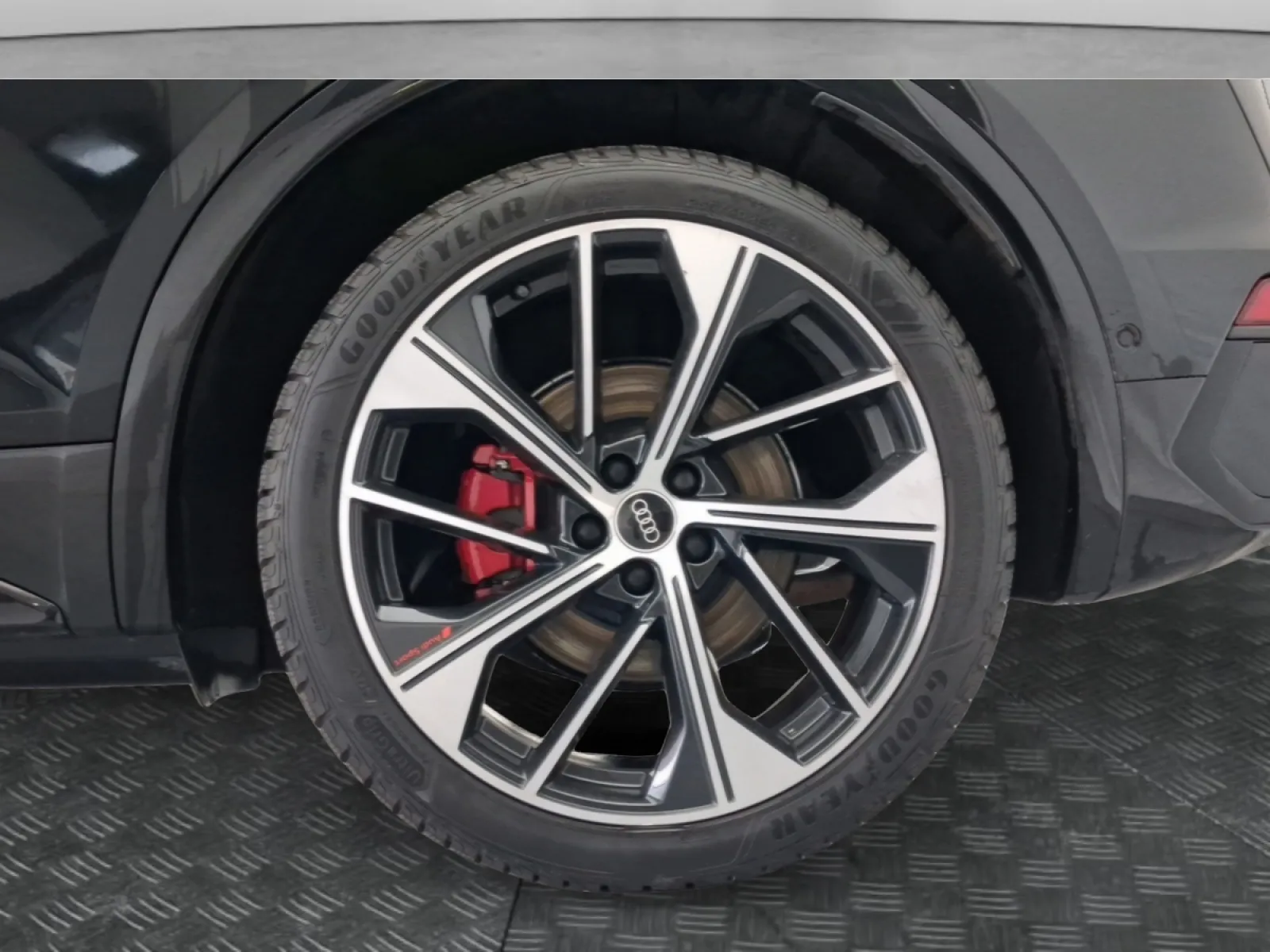 Acheter une audi Q5 Sportback 55 TFSIe 367 S tronic 7 Quattro d’occasion avec 72262km disponible immédiatement - photo 18