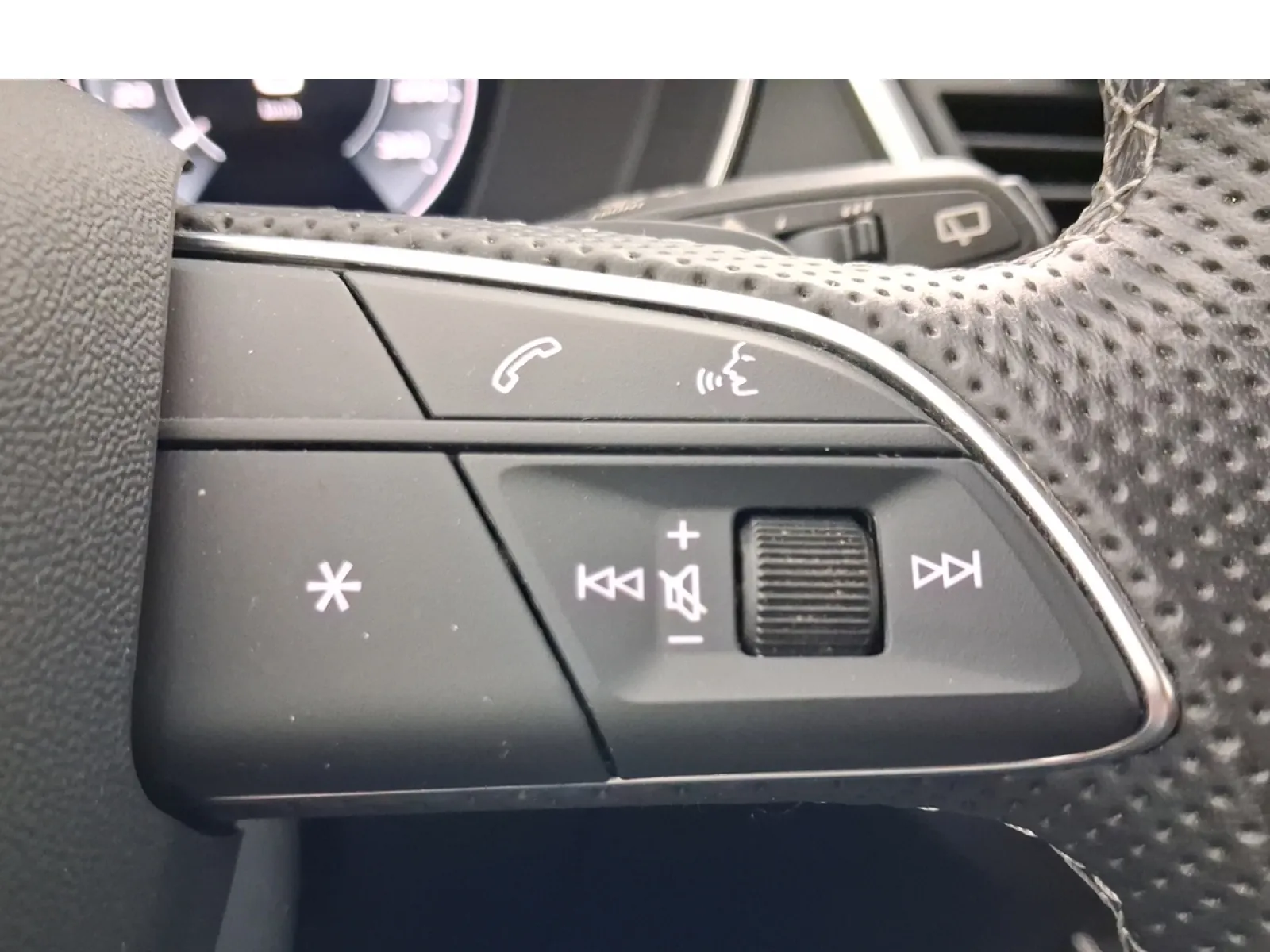Acheter une audi Q5 Sportback 55 TFSIe 367 S tronic 7 Quattro d’occasion avec 72262km disponible immédiatement - photo 32