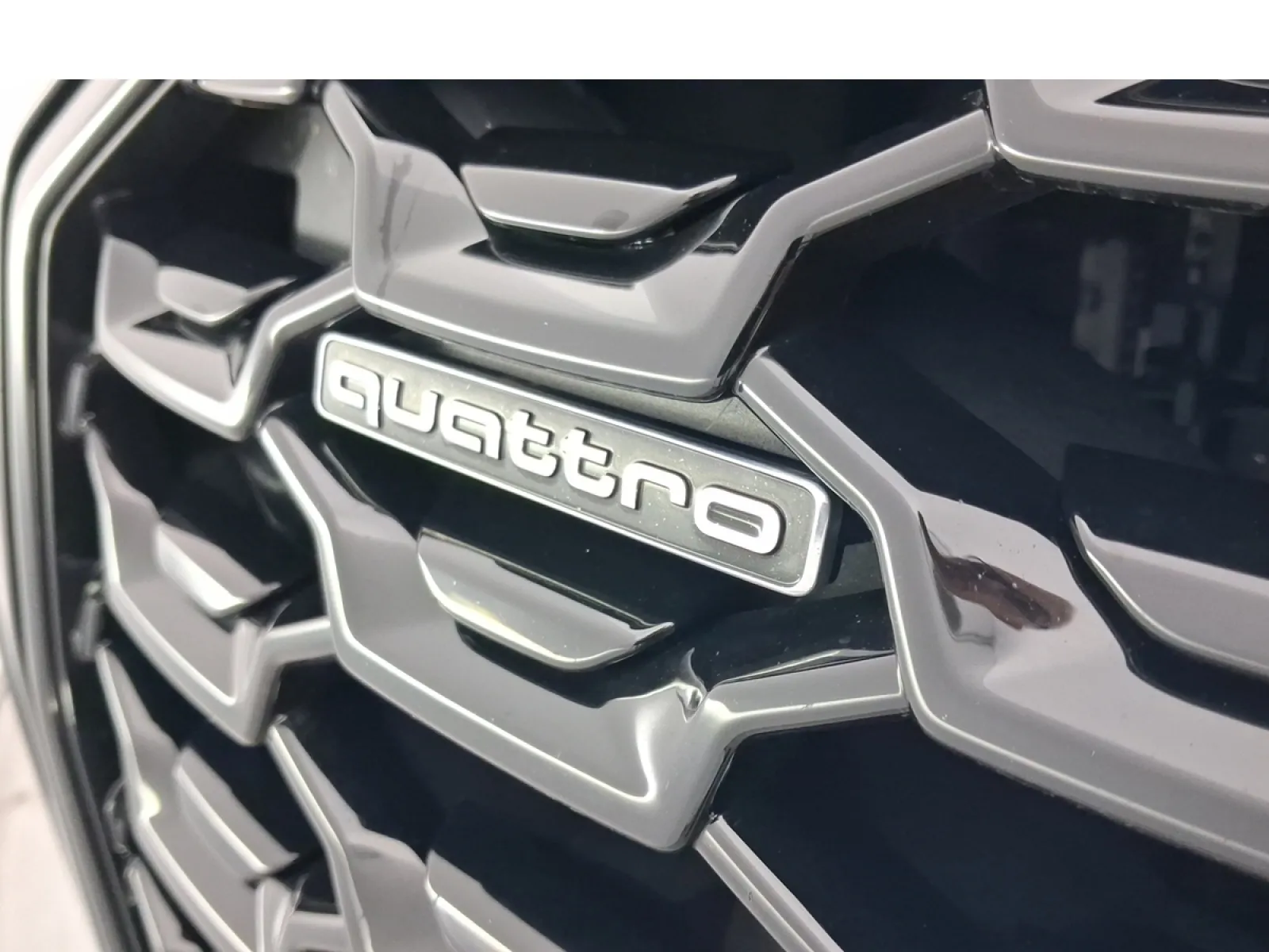 Acheter une audi Q5 Sportback 55 TFSIe 367 S tronic 7 Quattro d’occasion avec 72262km disponible immédiatement - photo 37