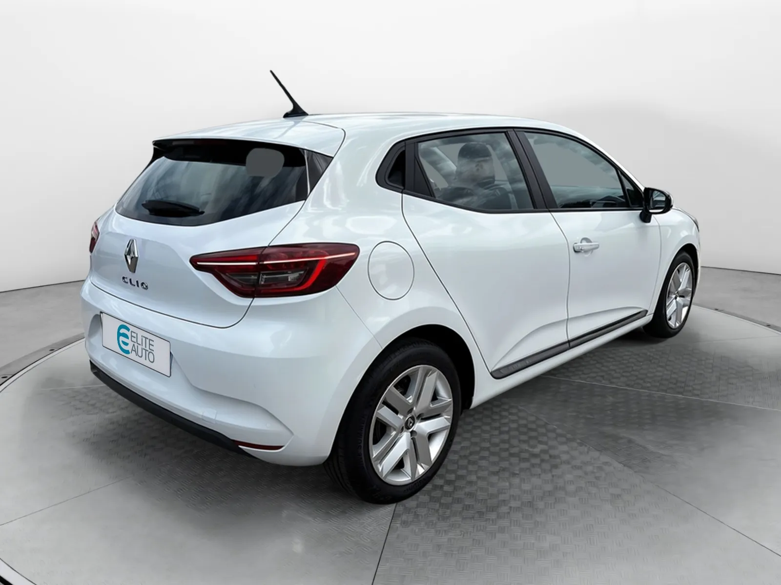 Acheter une renault Clio Blue dCi 115 d’occasion avec 70102km disponible immédiatement - photo 5
