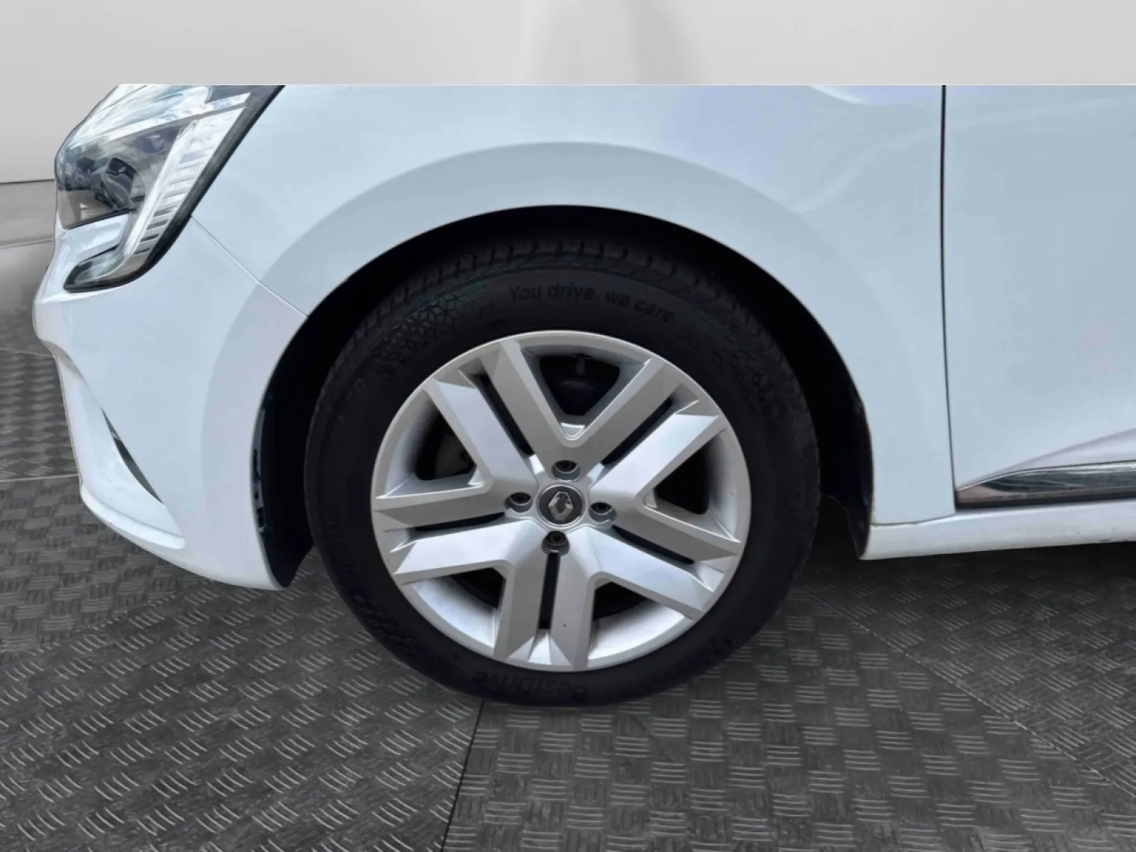 Acheter une renault Clio Blue dCi 115 d’occasion avec 70102km disponible immédiatement - photo 14