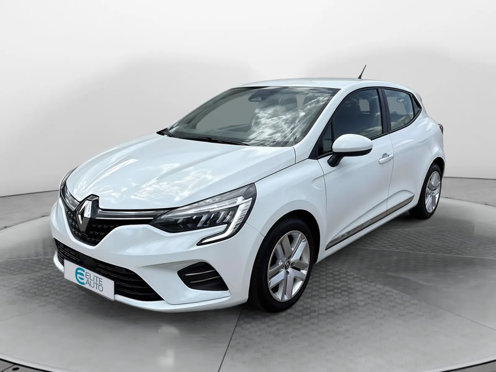 Acheter une renault Clio Blue dCi 115 d’occasion avec 70102km disponible immédiatement - photo 1