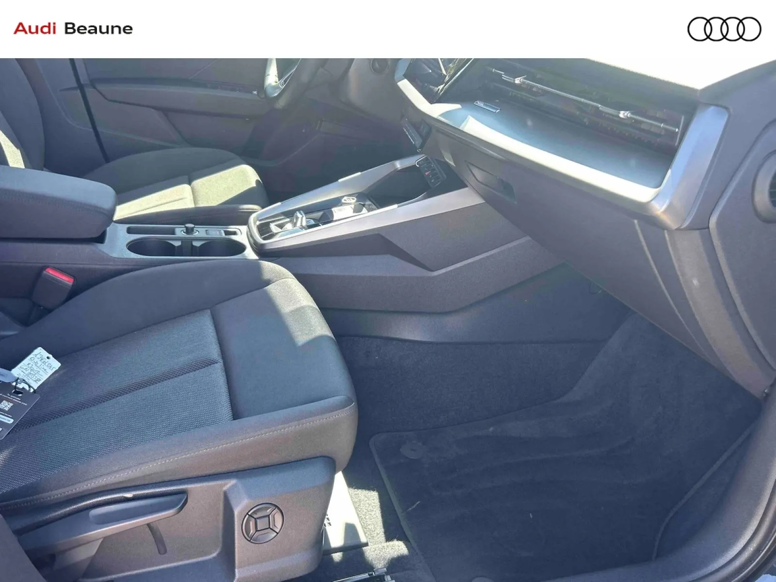 Acheter une audi A3 Sportback 40 TFSIe 204 S tronic 6 d’occasion avec 49500km disponible immédiatement - photo 24