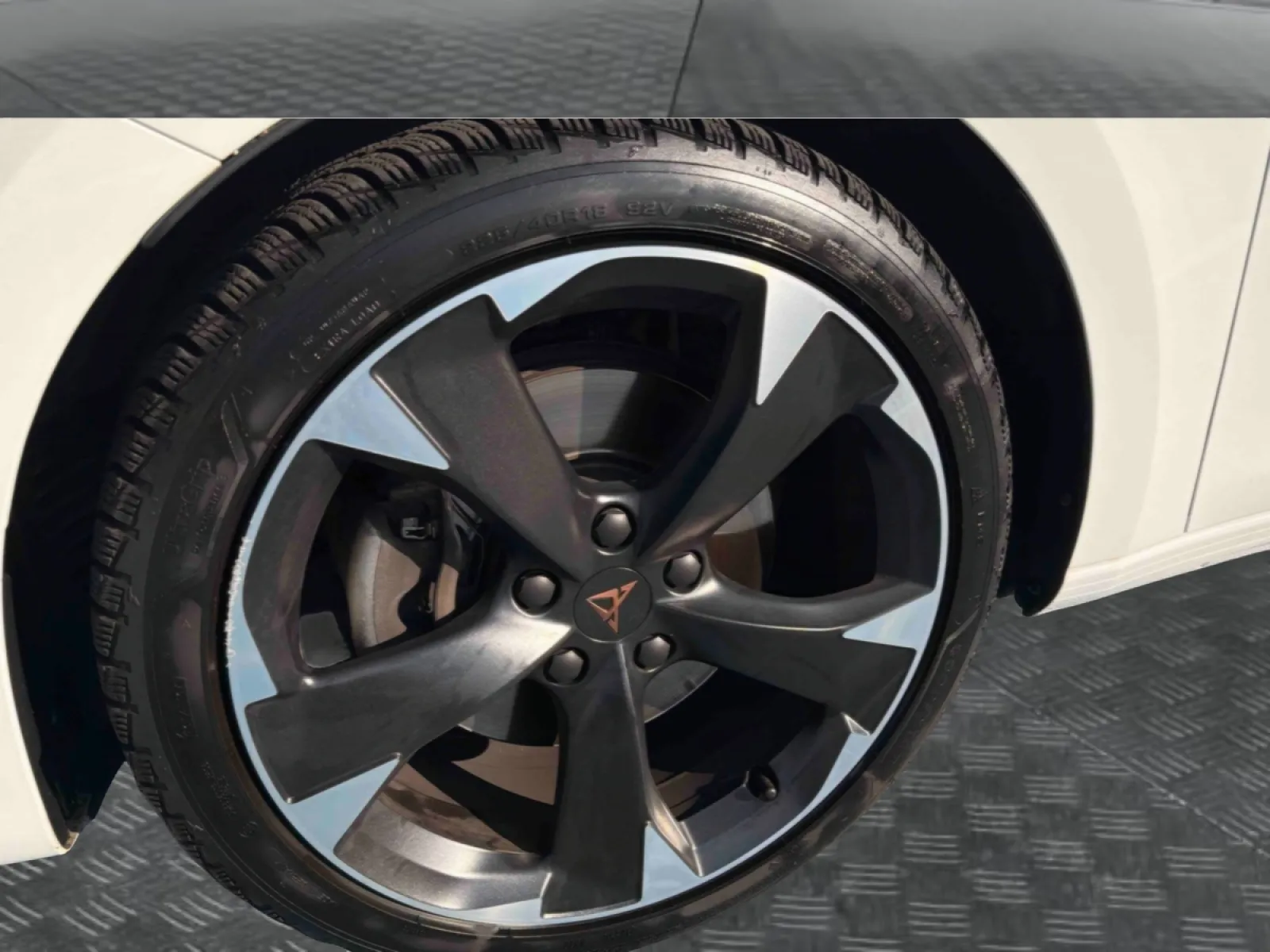 Acheter une cupra Leon Sportstourer 2.0 TDI 150 ch DSG7 d’occasion avec 90308km disponible immédiatement - photo 14