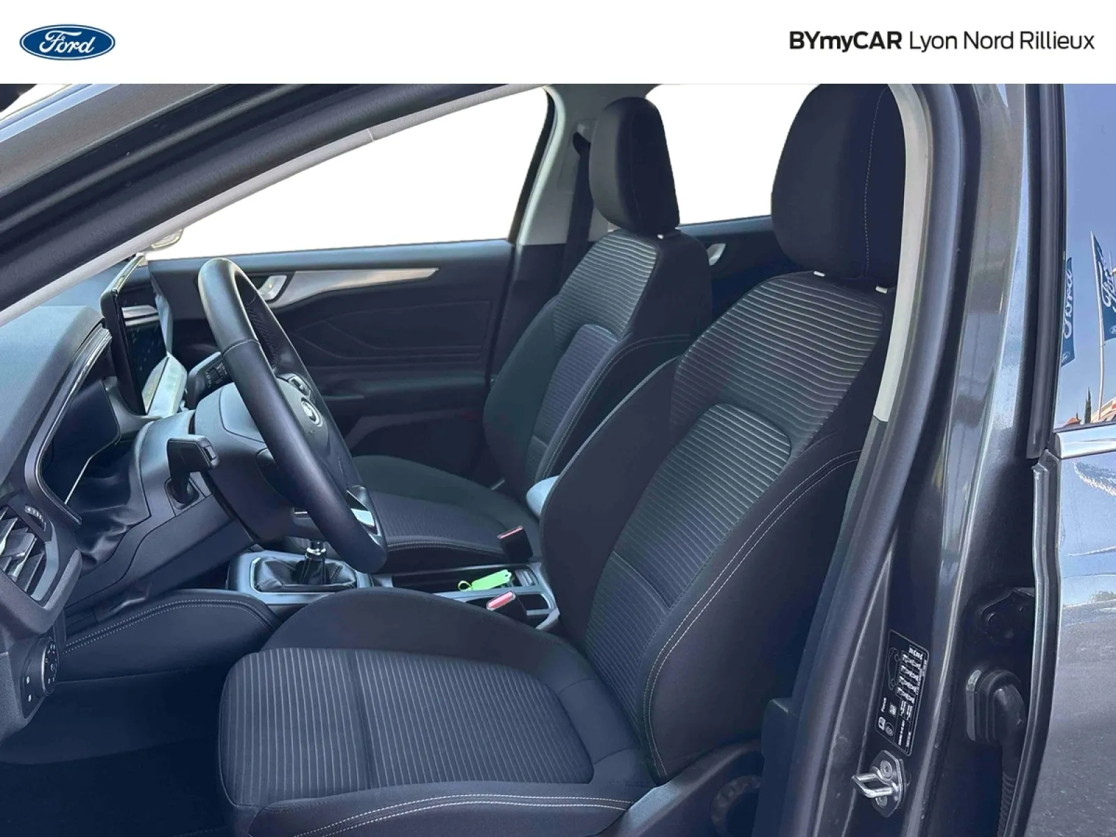 Acheter une ford Focus SW 1.0 EcoBoost 125 S&S mHEV d’occasion avec 5898km disponible immédiatement - photo 10