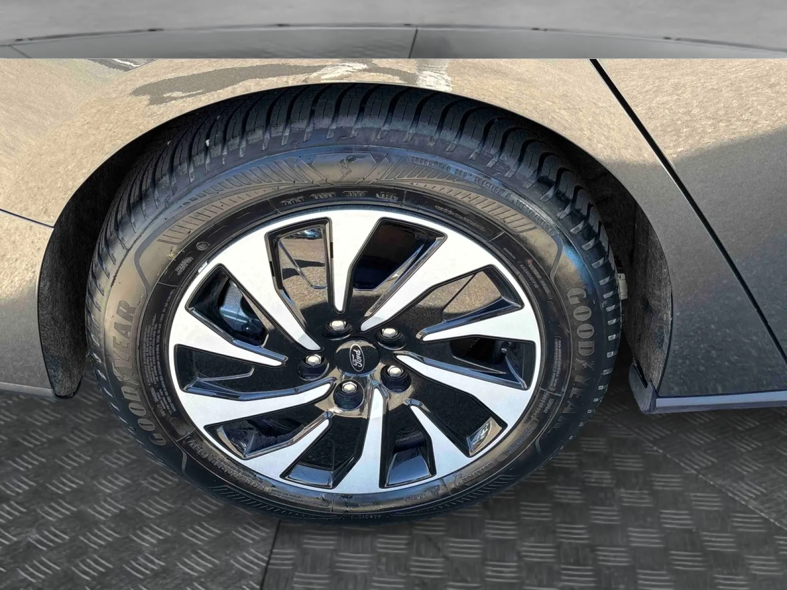 Acheter une ford Focus SW 1.0 EcoBoost 125 S&S mHEV d’occasion avec 5898km disponible immédiatement - photo 26
