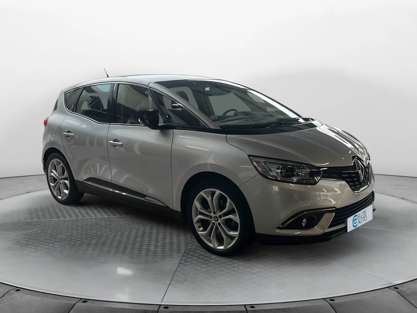 Acheter une renault Scenic Blue dCi 120 d’occasion avec 88447km disponible immédiatement - photo 7