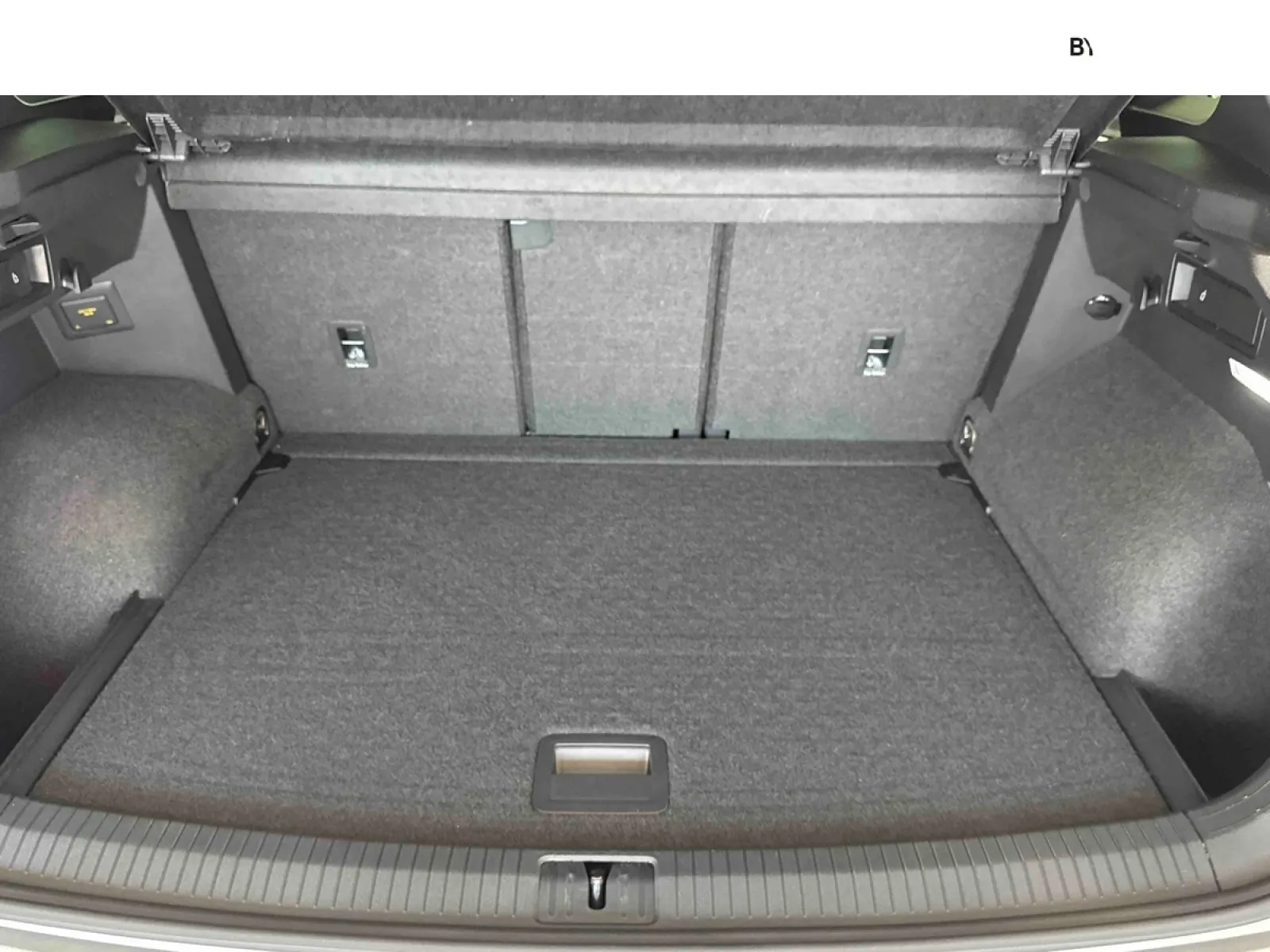 Acheter une volkswagen Tiguan 2.0 TDI 150ch DSG7 d’occasion avec 58738km disponible immédiatement - photo 13