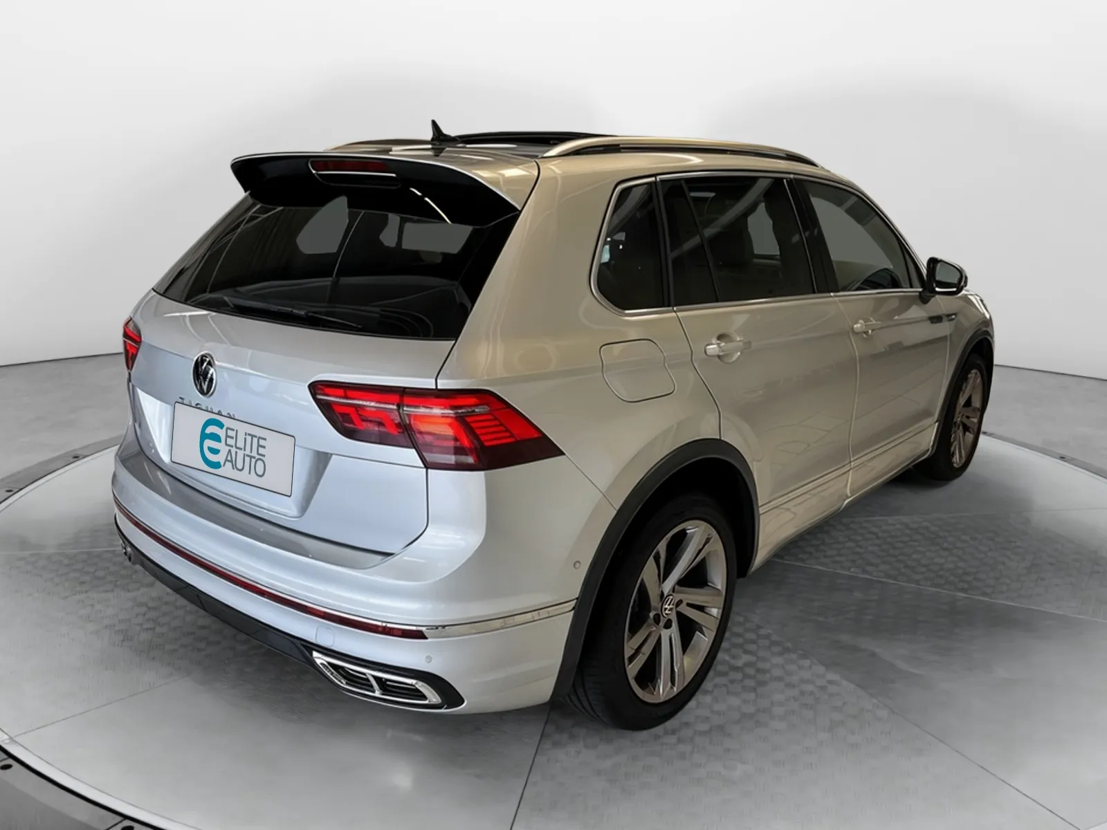 Acheter une volkswagen Tiguan 2.0 TDI 150ch DSG7 d’occasion avec 58738km disponible immédiatement - photo 5
