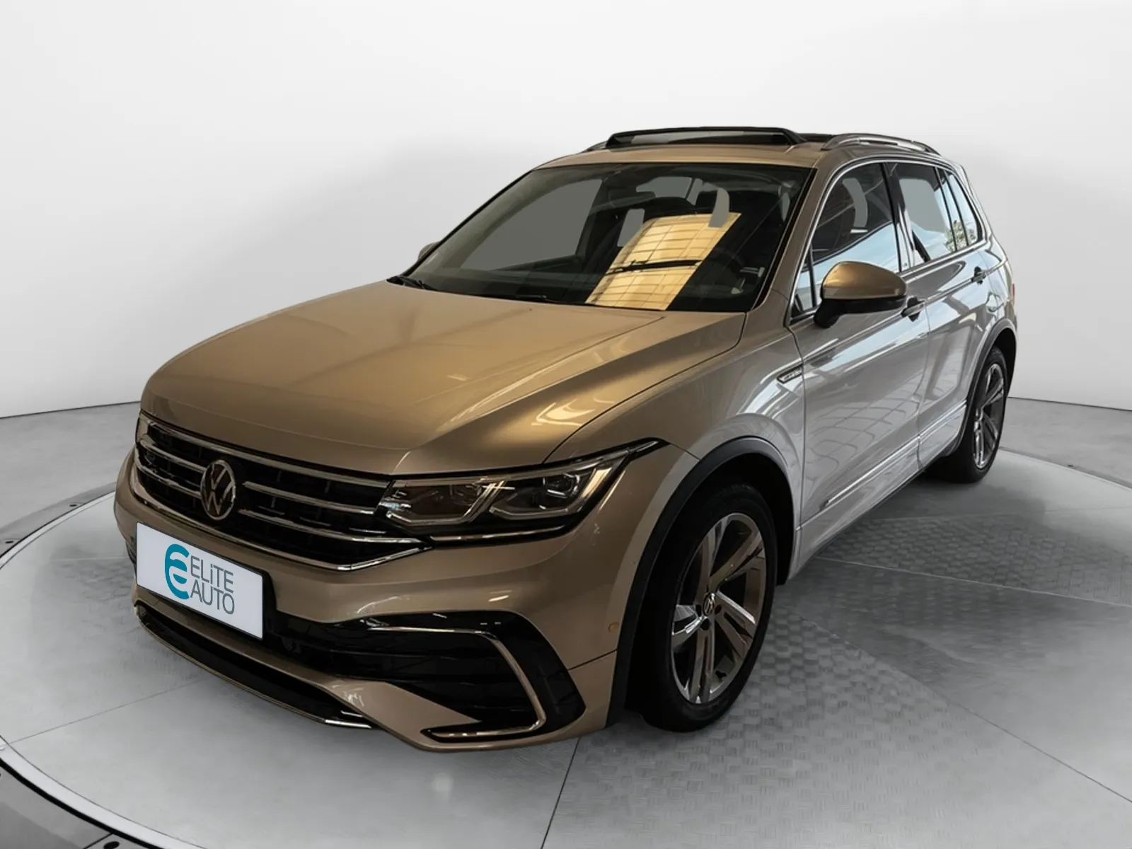 Acheter une volkswagen Tiguan 2.0 TDI 150ch DSG7 d’occasion avec 58738km disponible immédiatement - photo 1