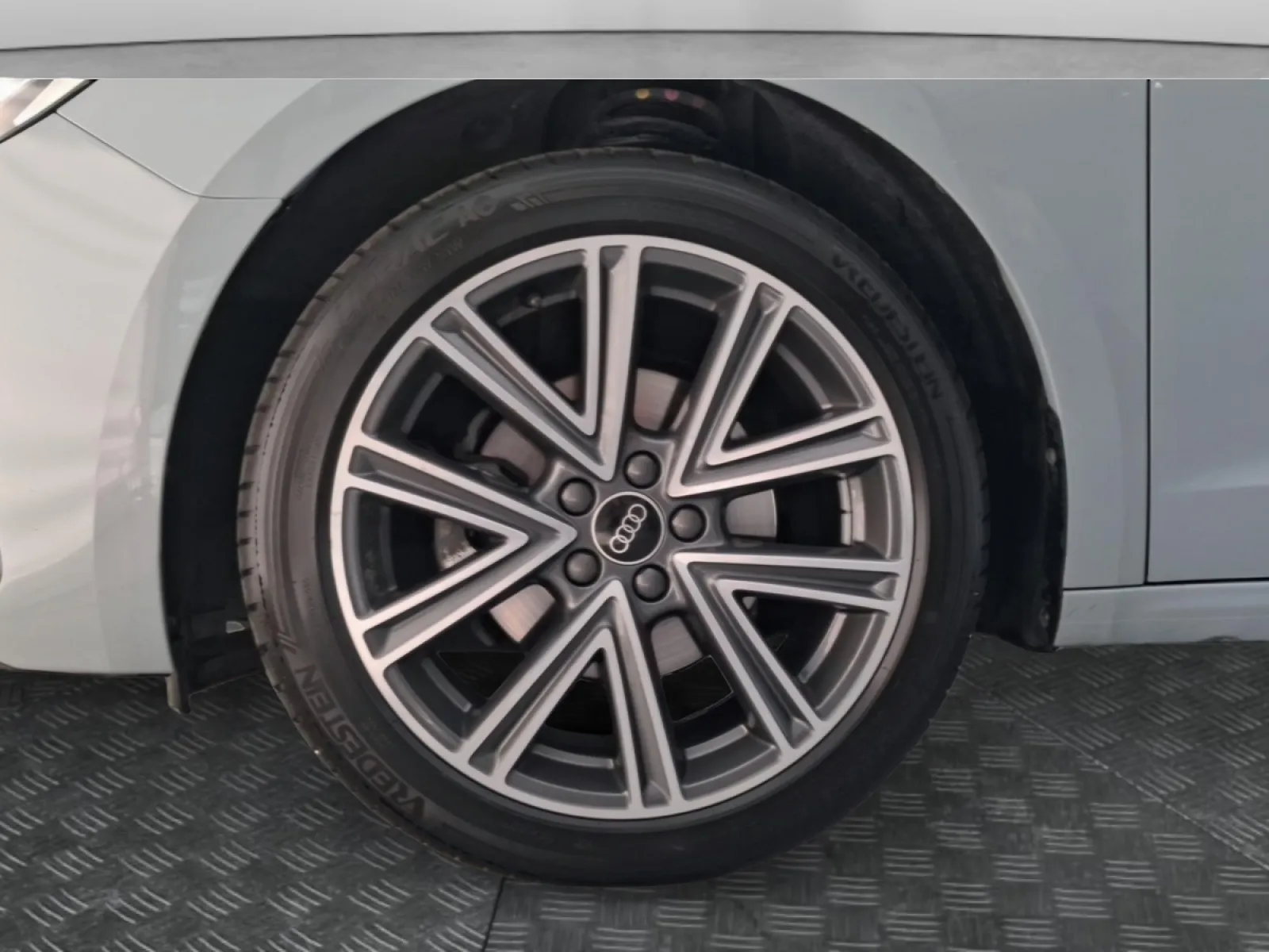 Acheter une audi A1 Sportback 30 TFSI 116 ch S tronic 7 d’occasion avec 26573km disponible immédiatement - photo 17