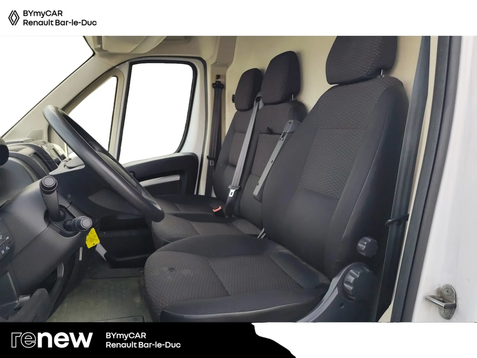 Acheter une peugeot BOXER TOLE 330 L2H2 BLUEHDI 140 S&S d’occasion avec 87259km disponible immédiatement - photo 11