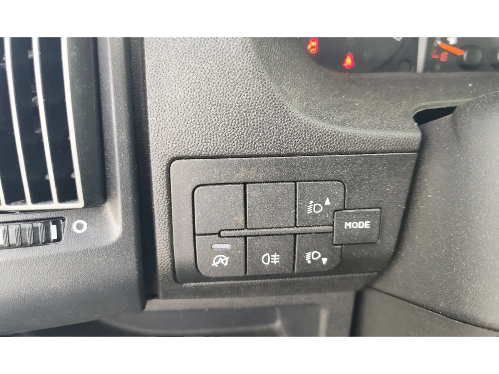 Acheter une peugeot BOXER TOLE 330 L2H2 BLUEHDI 140 S&S d’occasion avec 87259km disponible immédiatement - photo 19