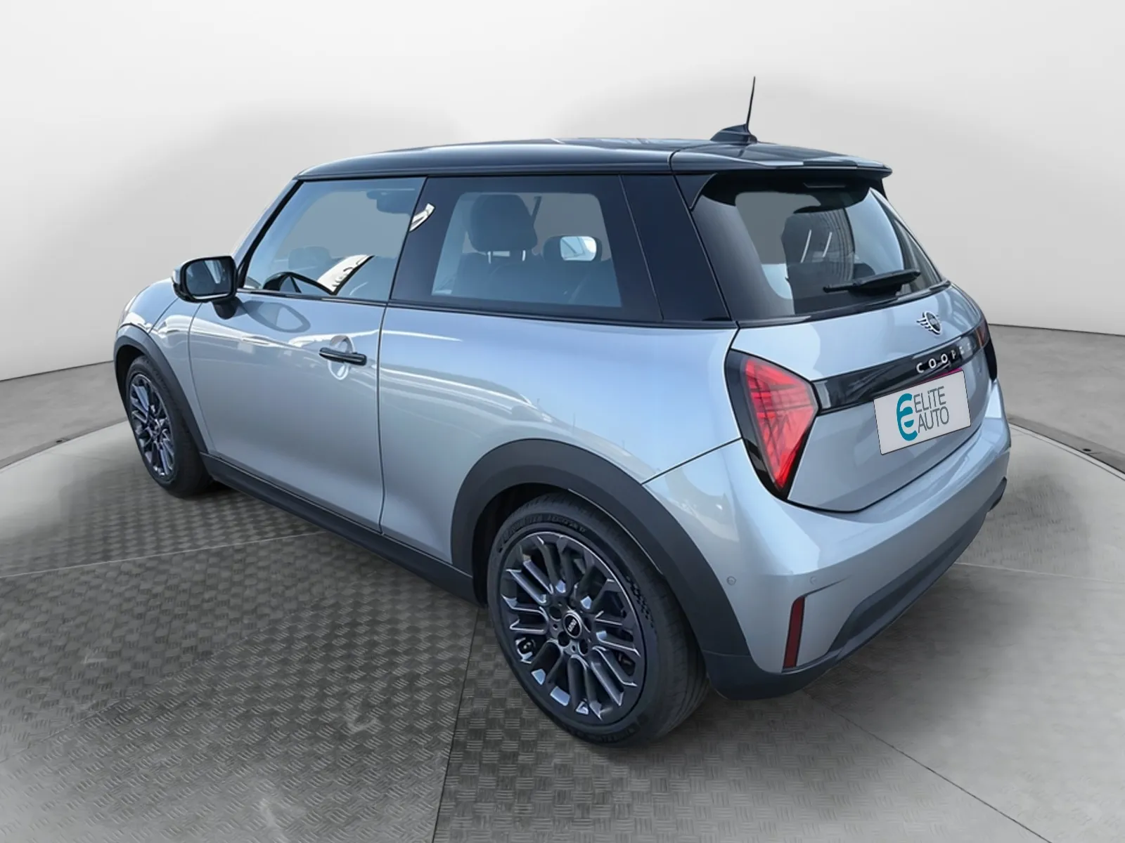 Acheter une mini Cooper 156 ch DKG7 C d’occasion avec 64645km disponible immédiatement - photo 3