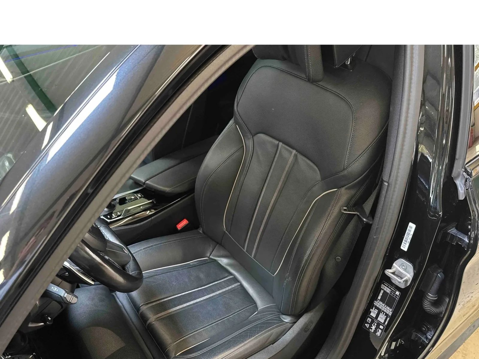 Acheter une bmw Touring 520d TwinPower Turbo xDrive 190 ch BVA8 d’occasion avec 96791km disponible immédiatement - photo 34