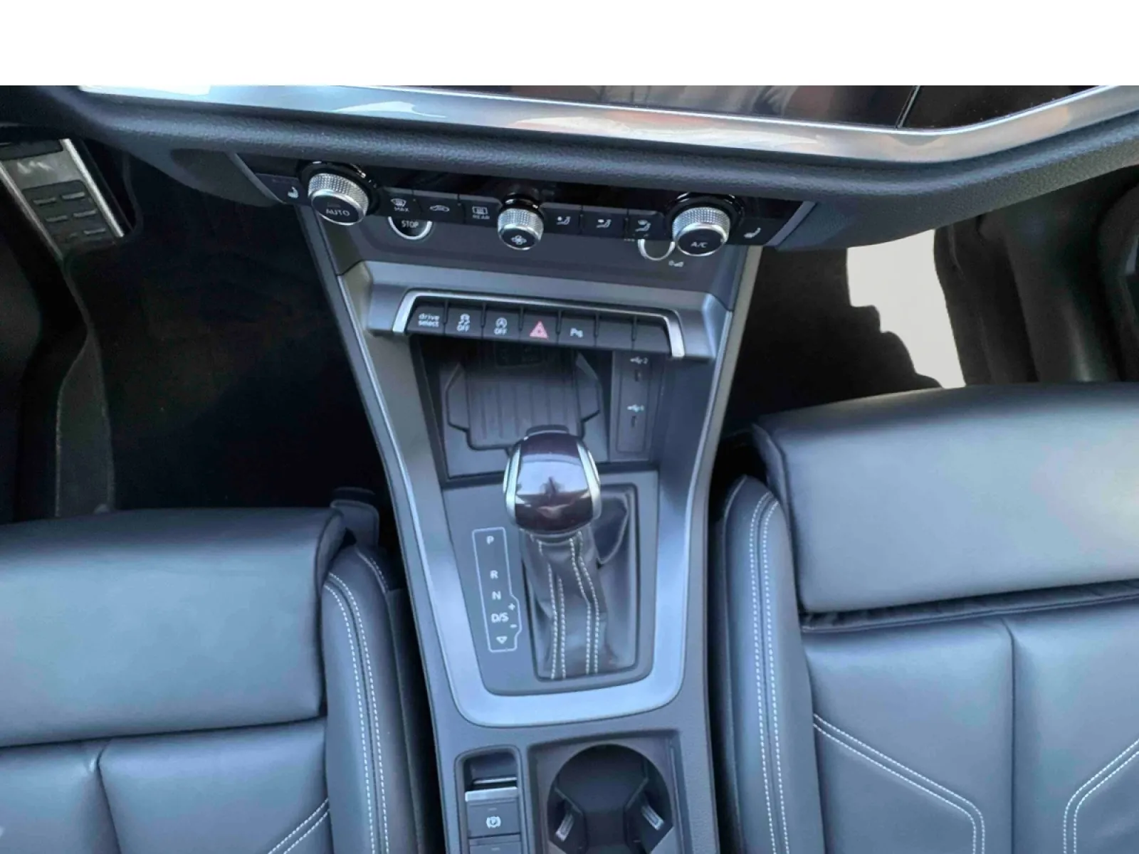AUDI Q3 SPORTBACK S line - photo 21
