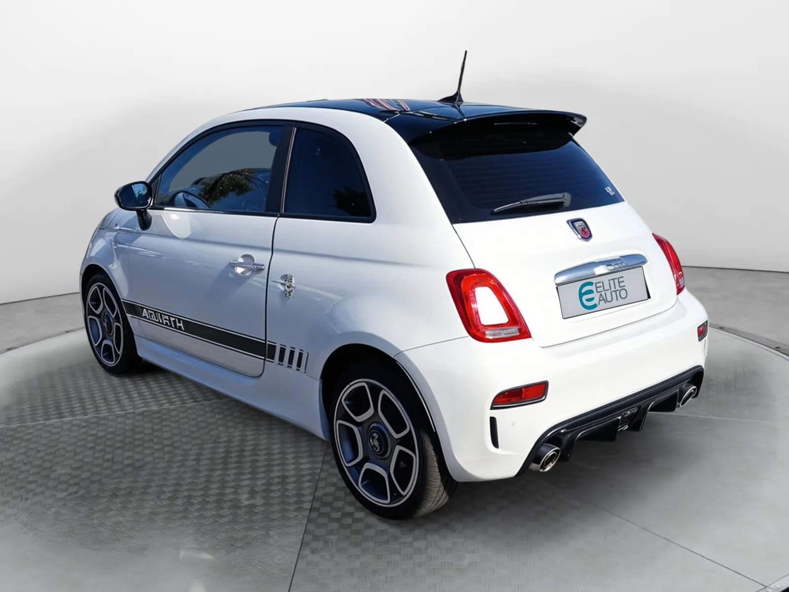 Acheter une abarth 595 1.4 Turbo 16V T-Jet 145 ch BVM5 d’occasion avec 59105km disponible immédiatement - photo 3