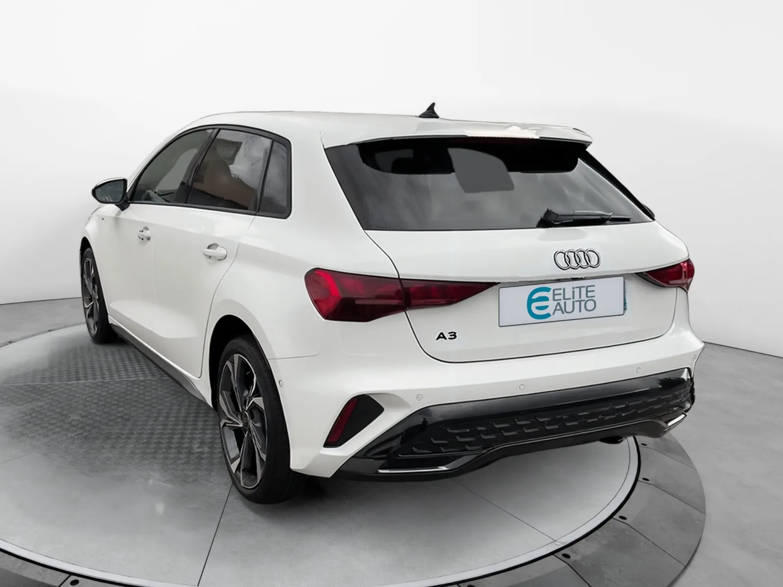 Acheter une audi A3 Sportback TFSI Mild Hybrid 150 S tronic 7 d’occasion avec 34585km disponible immédiatement - photo 3