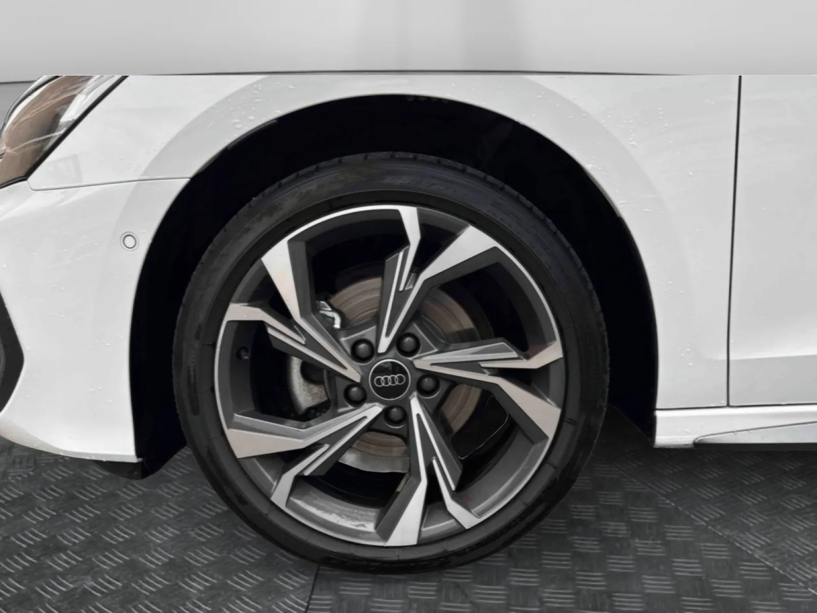 Acheter une audi A3 Sportback TFSI Mild Hybrid 150 S tronic 7 d’occasion avec 34585km disponible immédiatement - photo 17