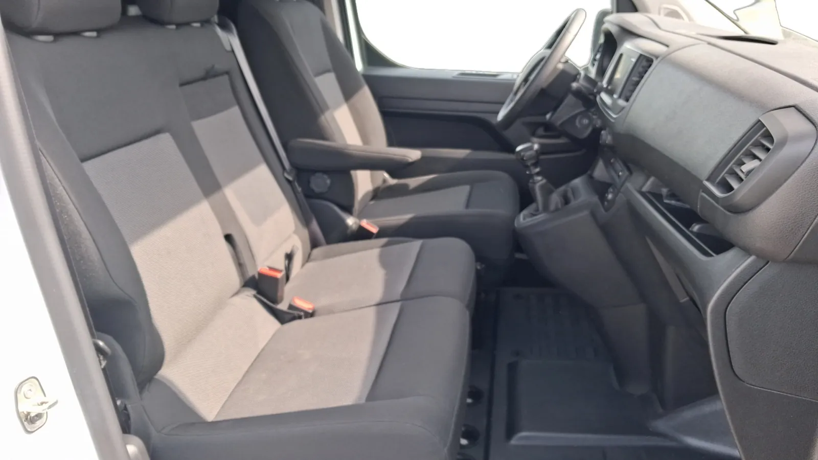 Acheter une peugeot EXPERT FGN TOLE M BLUEHDI 145 BVM6 d’occasion avec 34358km disponible immédiatement - photo 12