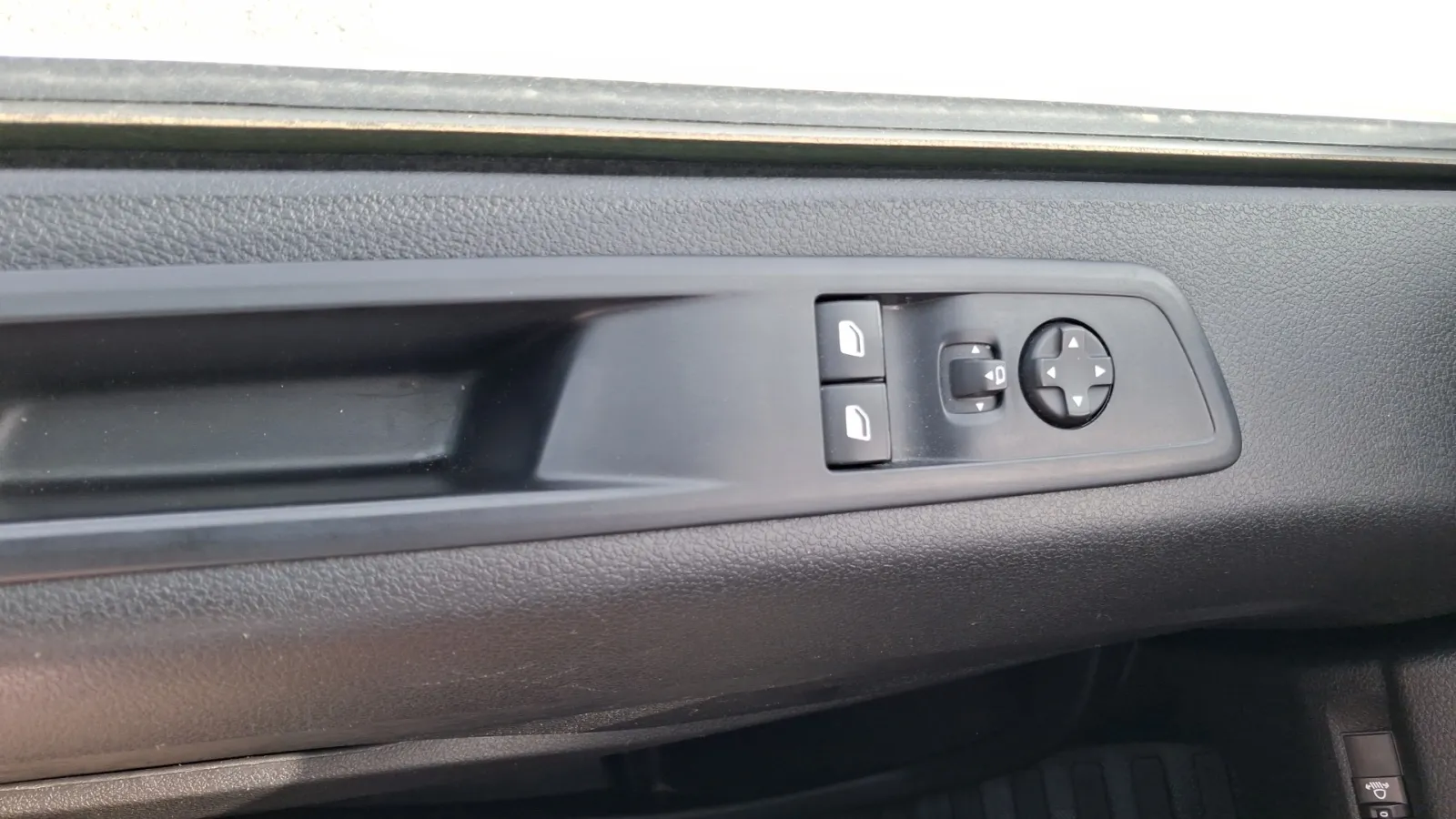 Acheter une peugeot EXPERT FGN TOLE M BLUEHDI 145 BVM6 d’occasion avec 34358km disponible immédiatement - photo 24
