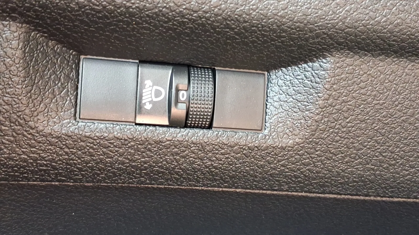 Acheter une peugeot EXPERT FGN TOLE M BLUEHDI 145 BVM6 d’occasion avec 34358km disponible immédiatement - photo 25