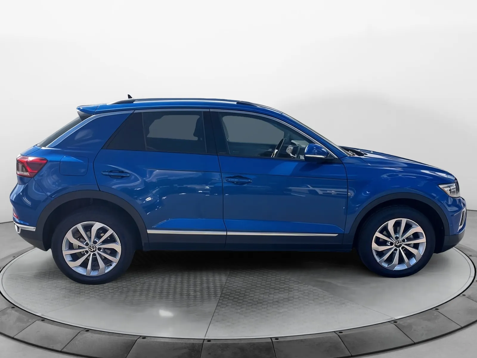 VOLKSWAGEN T-ROC Style - photo 6