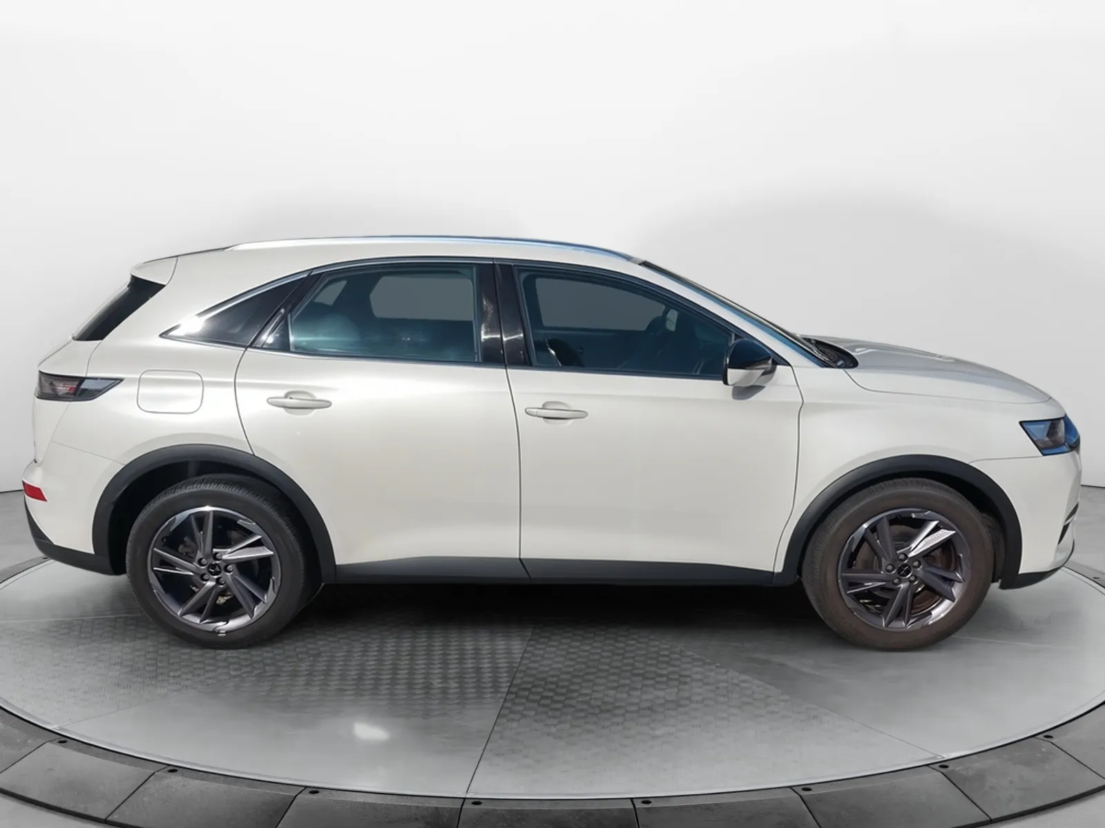 Acheter une ds DS7 Crossback BlueHDi 180 EAT8 d’occasion avec 96535km disponible immédiatement - photo 6