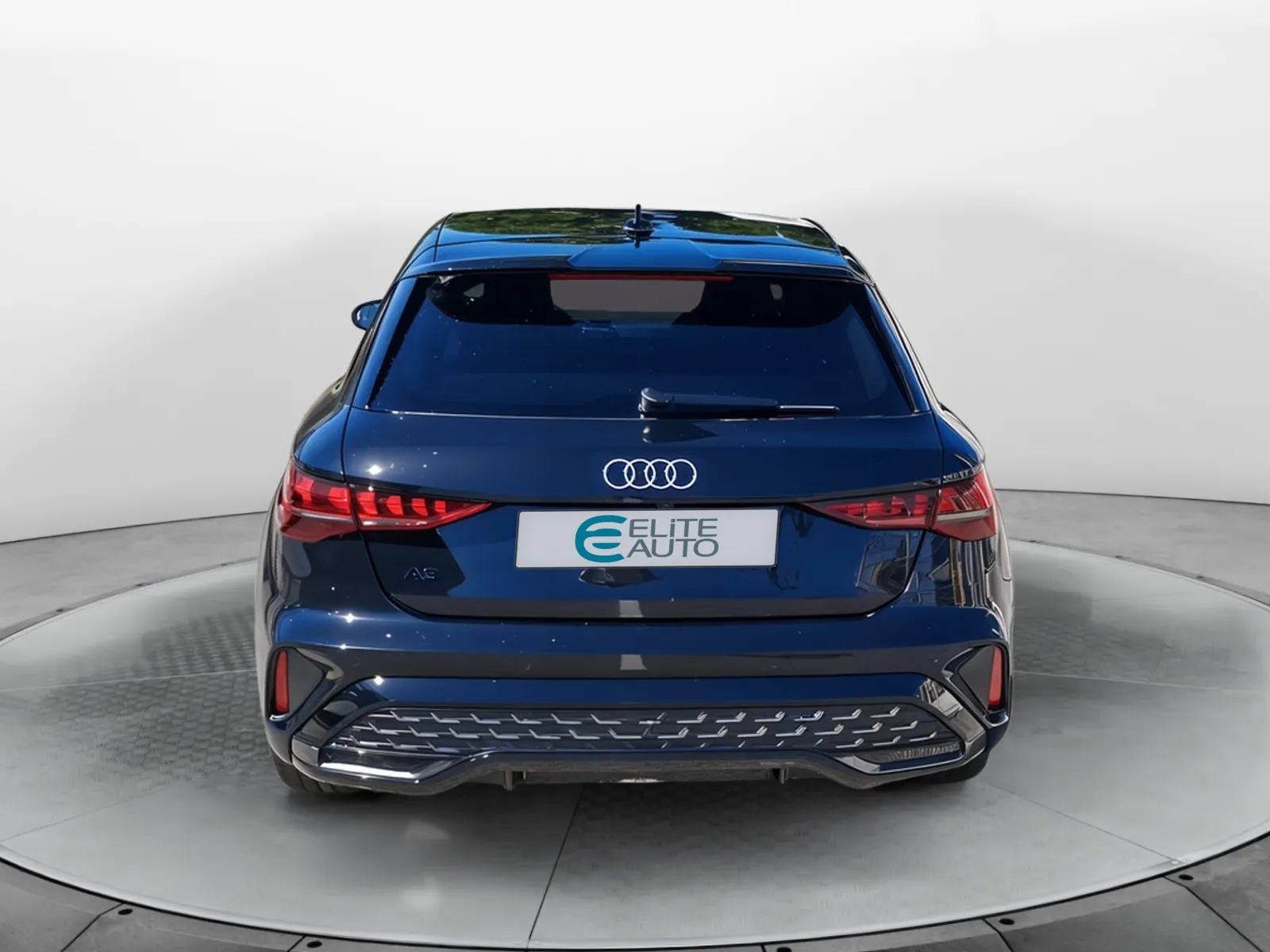 Acheter une audi A3 Sportback TFSI Mild Hybrid 150 S tronic 7 d’occasion avec 18590km disponible immédiatement - photo 4