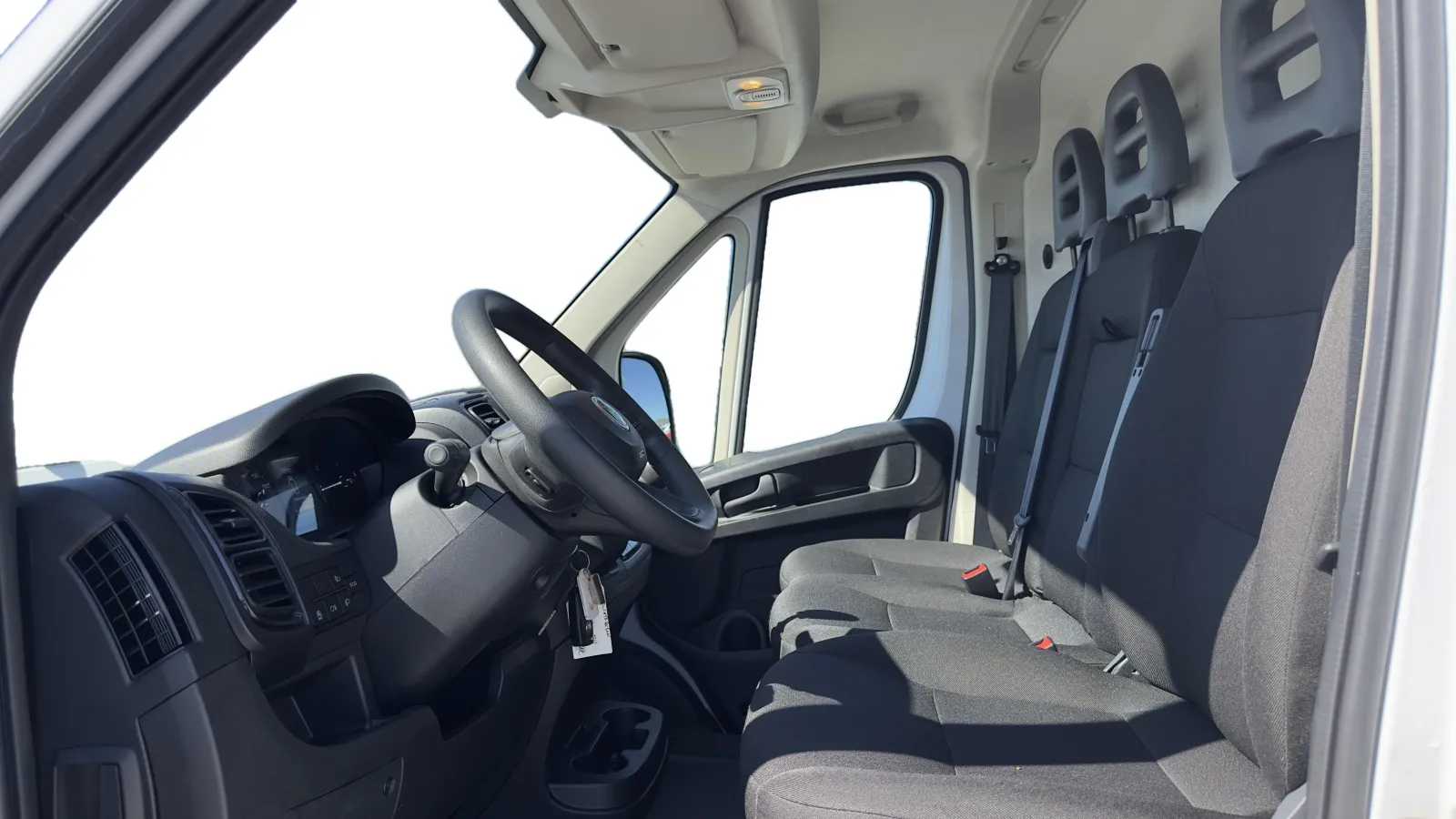 Acheter une fiat DUCATO FGN MH2 3.0T 120 CH S&S BVM6 d’occasion avec 37803km disponible immédiatement - photo 11