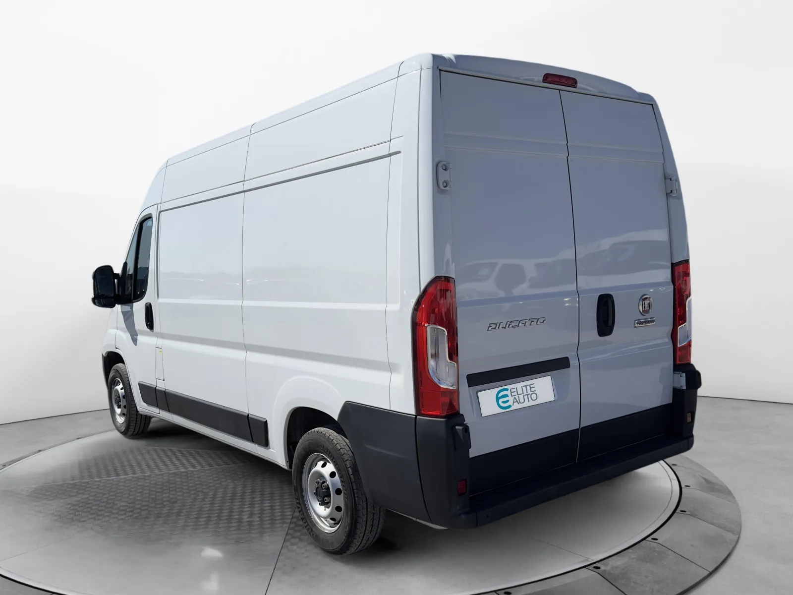Acheter une fiat DUCATO FGN MH2 3.0T 120 CH S&S BVM6 d’occasion avec 37803km disponible immédiatement - photo 3