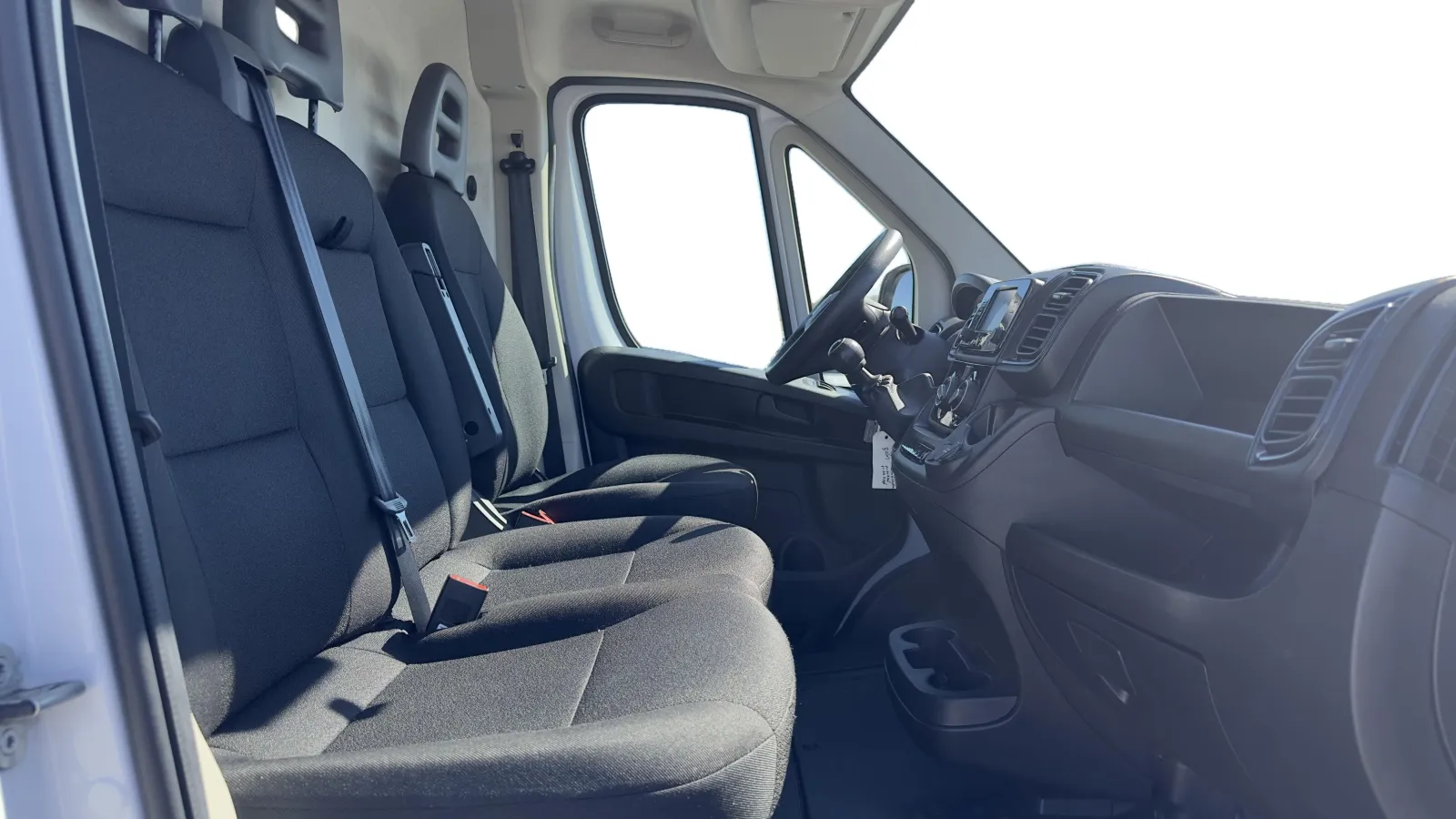 Acheter une fiat DUCATO FGN MH2 3.0T 120 CH S&S BVM6 d’occasion avec 37803km disponible immédiatement - photo 12