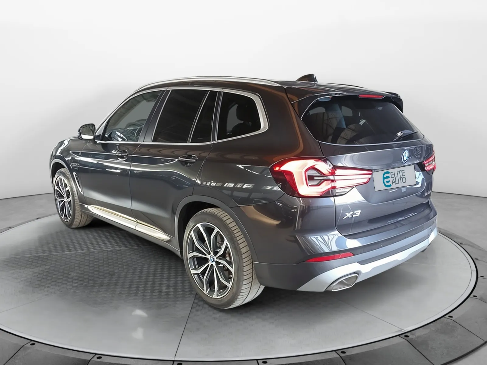 Acheter une bmw X3 xDrive 30e 292ch BVA8 d’occasion avec 75126km disponible immédiatement - photo 3