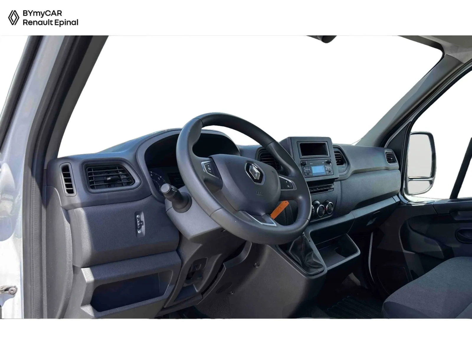 Acheter une renault MASTER FGN TRAC F3500 L3H3 BLUE DCI 135 d’occasion avec 38362km disponible immédiatement - photo 9