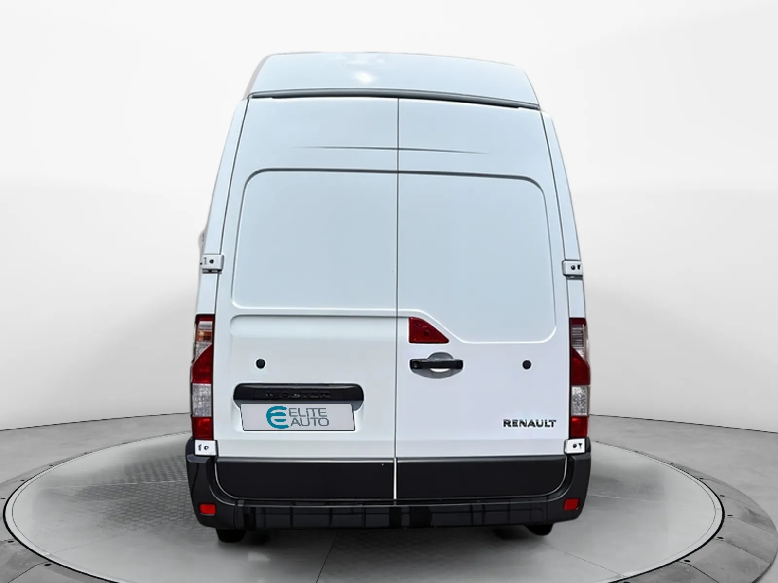 Acheter une renault MASTER FGN TRAC F3500 L3H3 BLUE DCI 135 d’occasion avec 38362km disponible immédiatement - photo 4