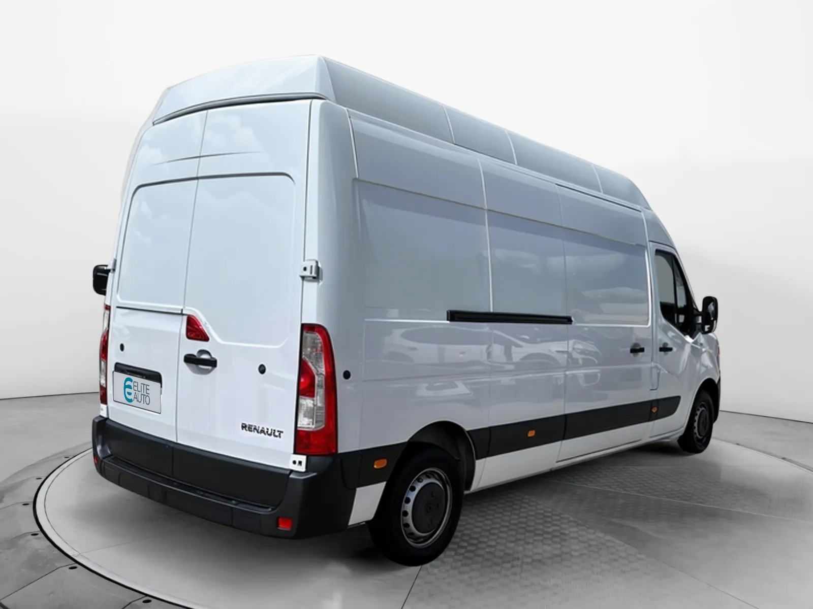 Acheter une renault MASTER FGN TRAC F3500 L3H3 BLUE DCI 135 d’occasion avec 38362km disponible immédiatement - photo 5