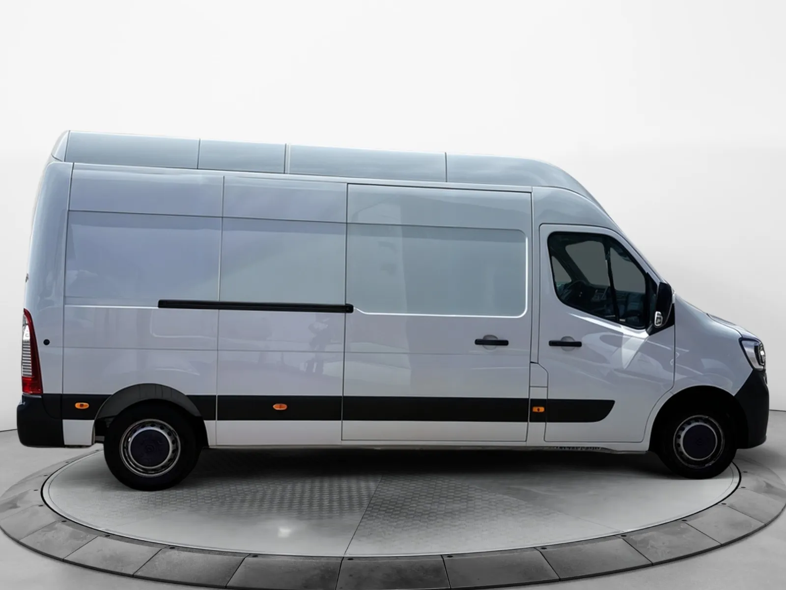 Acheter une renault MASTER FGN TRAC F3500 L3H3 BLUE DCI 135 d’occasion avec 38362km disponible immédiatement - photo 6