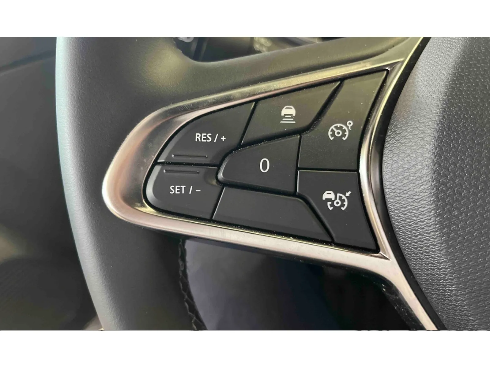 Acheter une renault Clio TCe 90 ch GSR2 d’occasion avec 8934km disponible immédiatement - photo 18