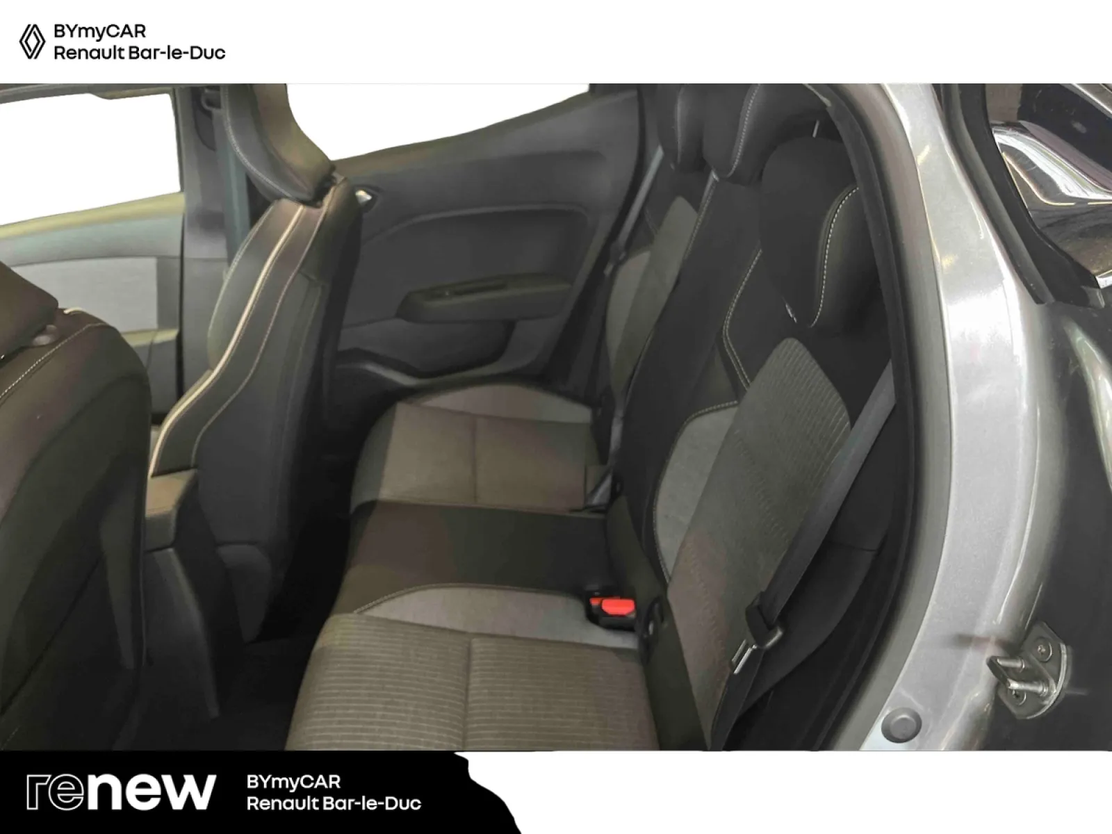 Acheter une renault Clio TCe 90 ch GSR2 d’occasion avec 8934km disponible immédiatement - photo 12