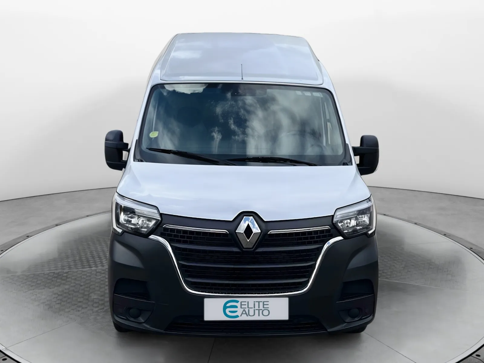 Acheter une renault MASTER FGN TRAC F3500 L3H3 BLUE DCI 135 d’occasion avec 22460km disponible immédiatement - photo 8