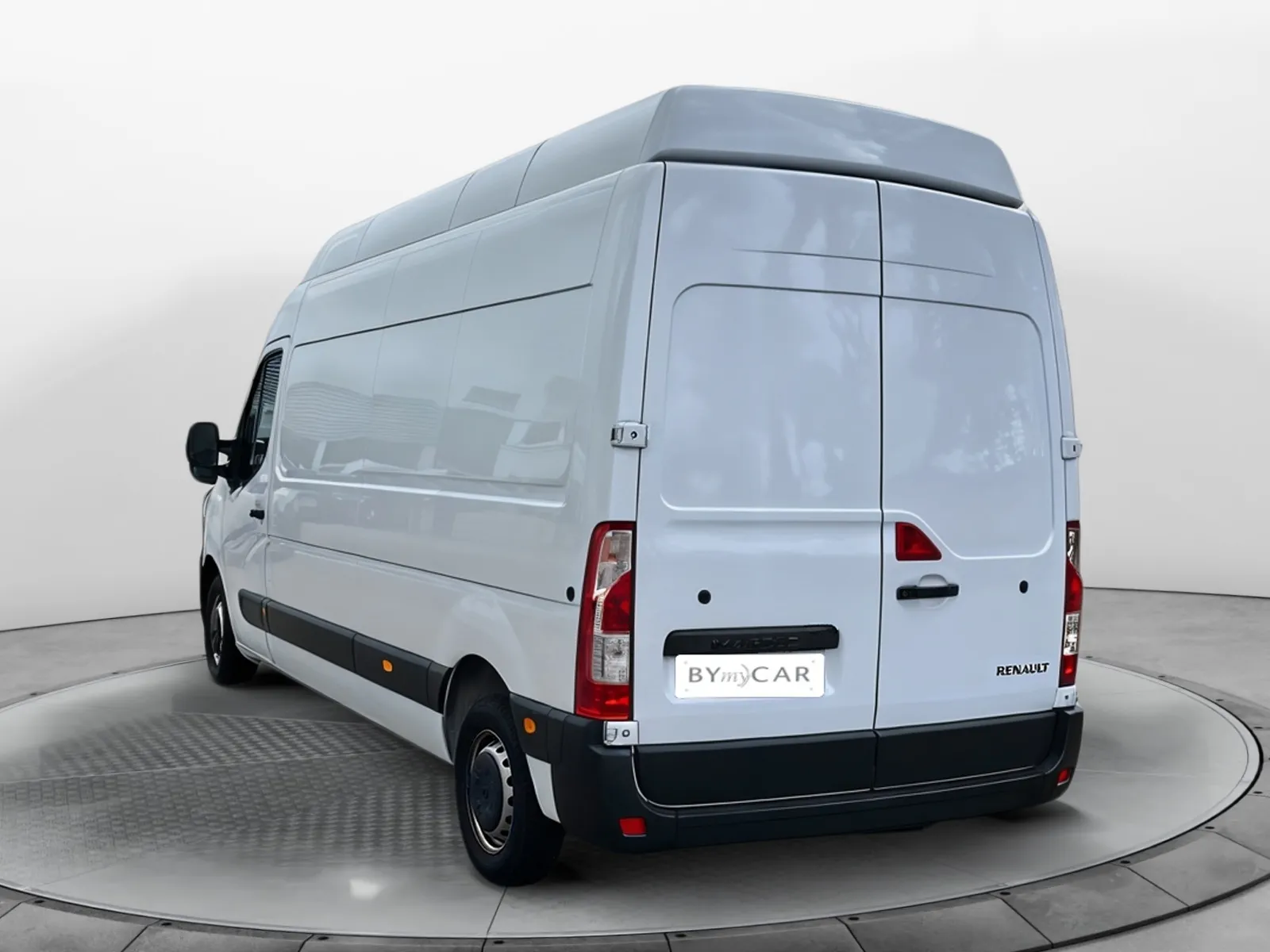 Acheter une renault MASTER FGN TRAC F3500 L3H3 BLUE DCI 135 d’occasion avec 22460km disponible immédiatement - photo 3
