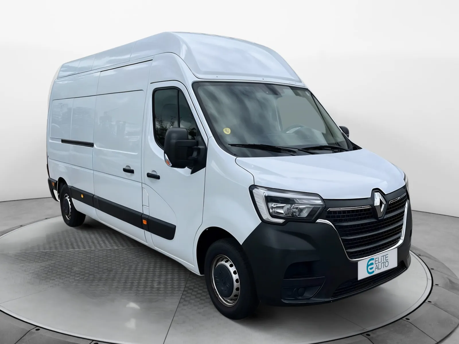 Acheter une renault MASTER FGN TRAC F3500 L3H3 BLUE DCI 135 d’occasion avec 22460km disponible immédiatement - photo 7