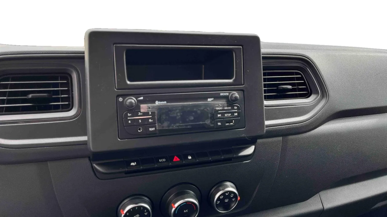 Acheter une renault MASTER FGN TRAC F3500 L3H3 BLUE DCI 135 d’occasion avec 22460km disponible immédiatement - photo 15