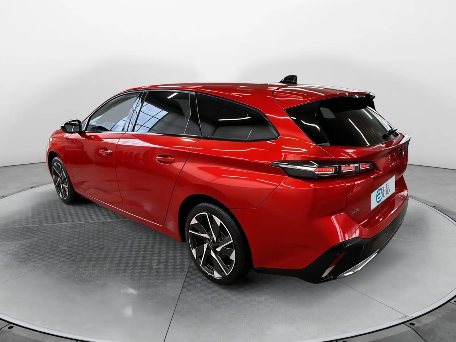 Acheter une peugeot 308 SW PureTech 130ch S&S EAT8 d’occasion avec 39000km disponible immédiatement - photo 3