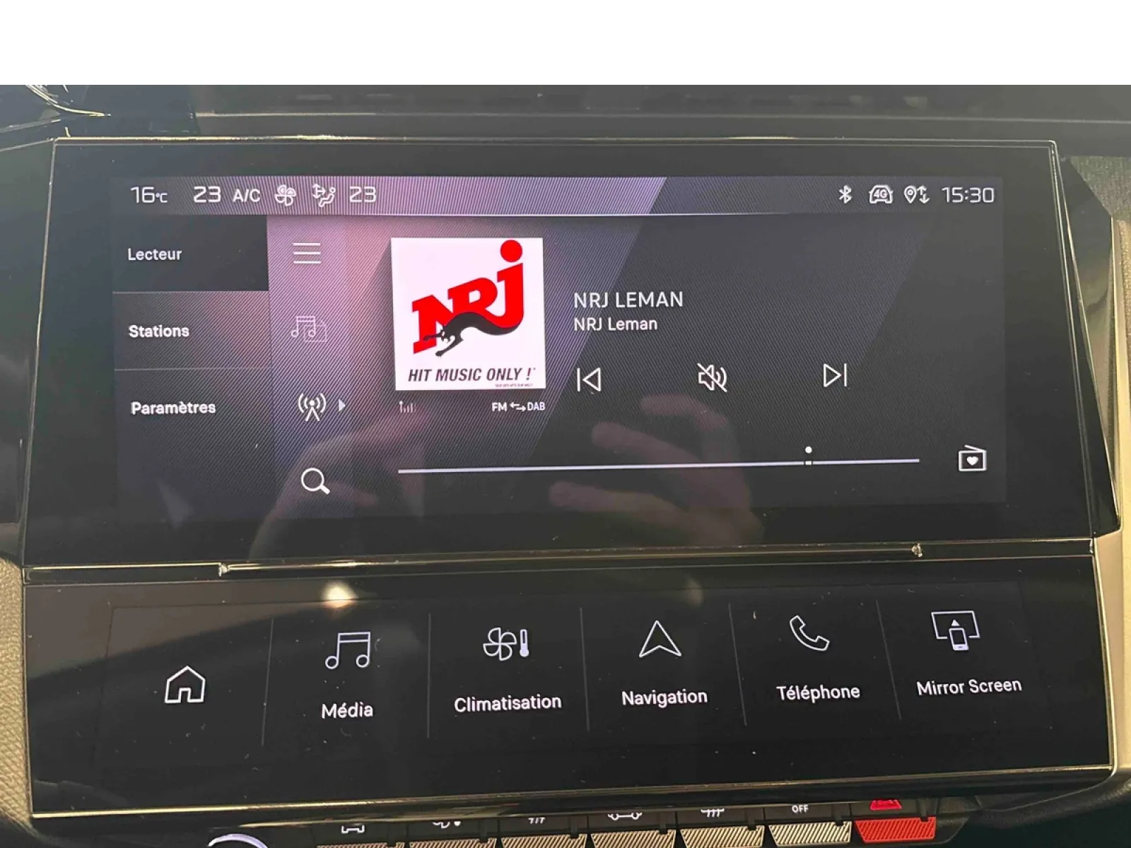 Acheter une peugeot 308 SW PureTech 130ch S&S EAT8 d’occasion avec 39000km disponible immédiatement - photo 24