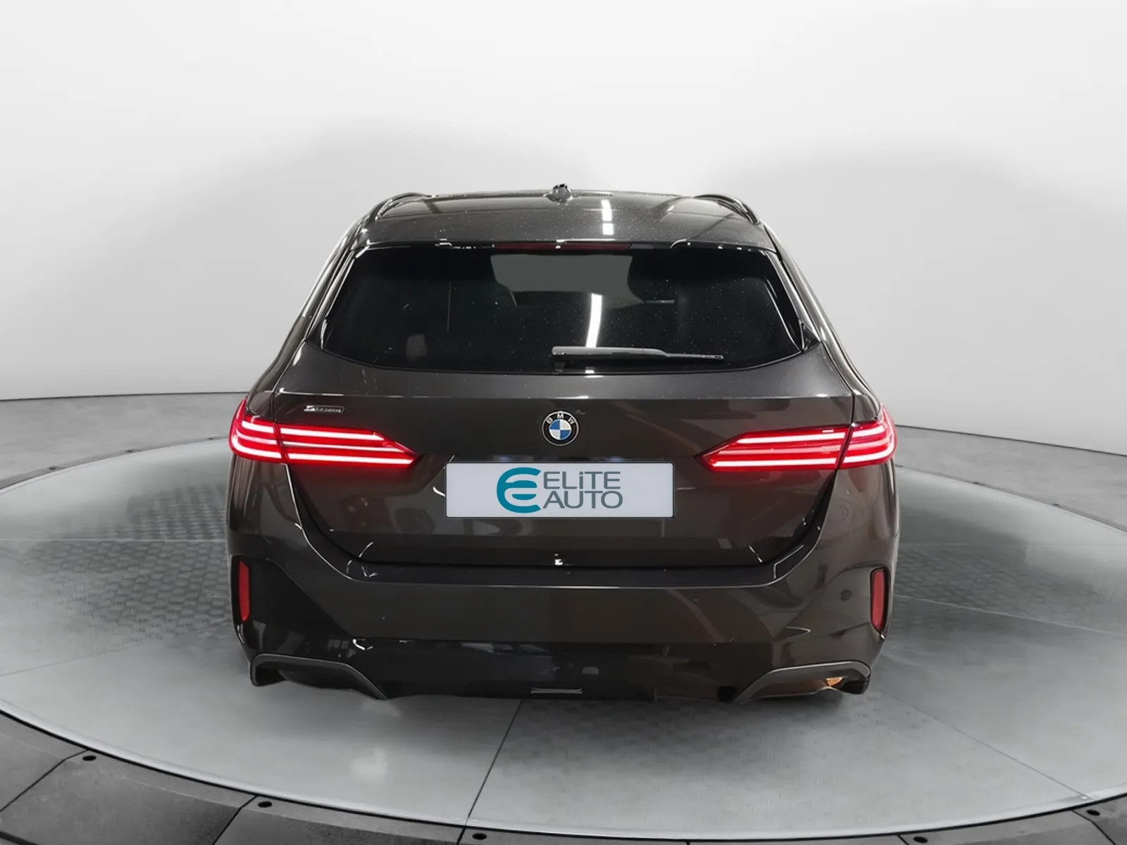Acheter une bmw Touring 520d xDrive 197 ch BVA8 d’occasion avec 79962km disponible immédiatement - photo 4
