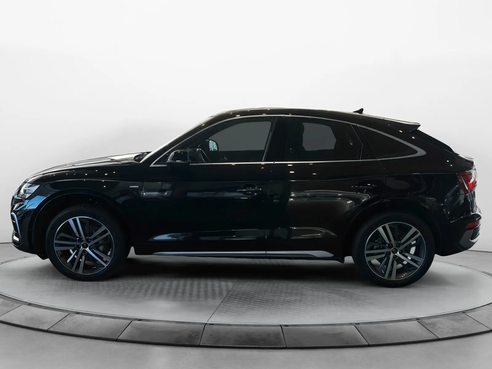 Acheter une audi Q5 Sportback 55 TFSIe 367 S tronic 7 Quattro d’occasion avec 71405km disponible immédiatement - photo 2