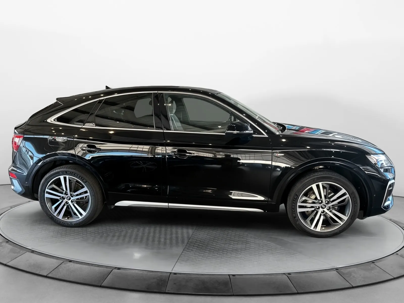 Acheter une audi Q5 Sportback 55 TFSIe 367 S tronic 7 Quattro d’occasion avec 71405km disponible immédiatement - photo 6